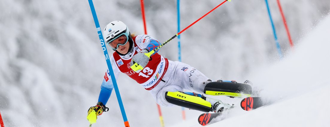 Paula Moltzan of Team United States competes during the Audi FIS Alpine Ski World Cup Women's Slalom on January 9, 2022 in Kranjska Gora Slovenia.