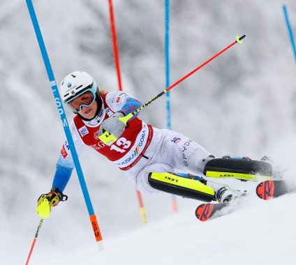 Paula Moltzan of Team United States competes during the Audi FIS Alpine Ski World Cup Women's Slalom on January 9, 2022 in Kranjska Gora Slovenia.